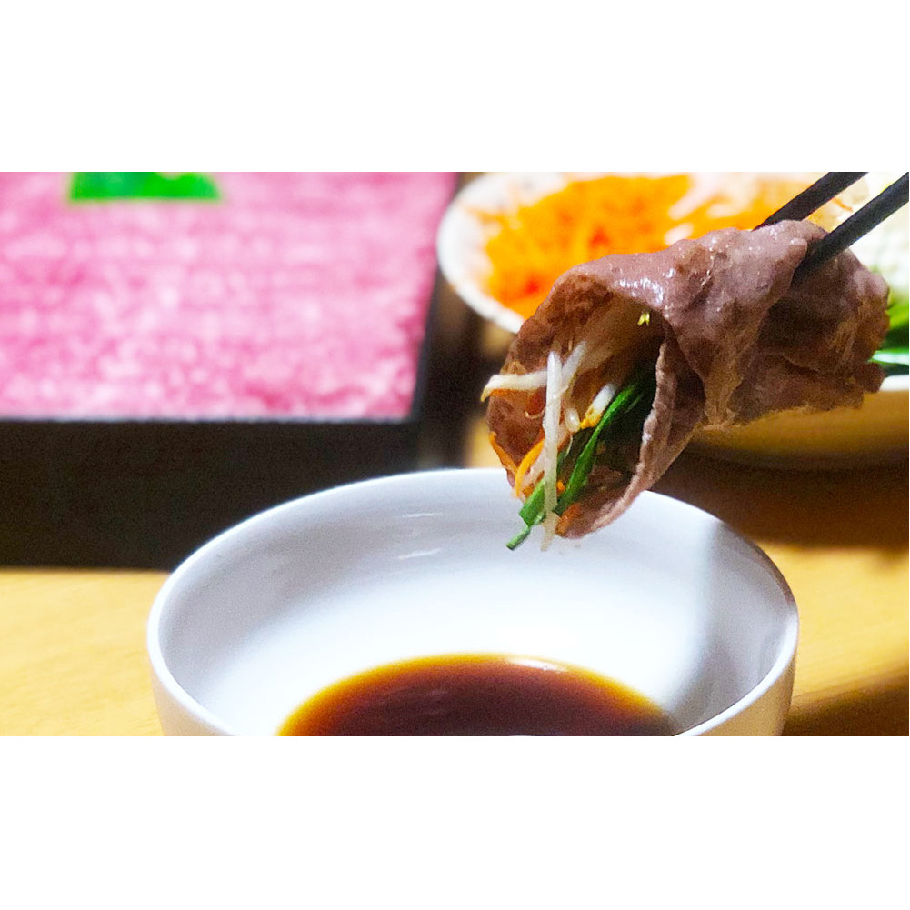 【宮崎牛】 宮崎牛 オオモモ スライス すき焼き 合計600g 300g×2箱 化粧箱 [ハツトリー 宮崎県 美郷町 31aw0009] 冷凍 牛肉 内閣総理大臣賞受賞 宮崎県産 送料無料 焼きしゃぶ