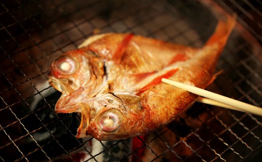 魚本来の旨味を活かすには素焼きで召し上がっていただくのがおすすめです。