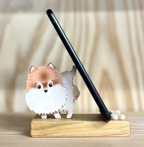【ふるさと納税】【ポメラニアン】＜犬のスマホスタンド ＞木工品 木工房ゆうむ インテリア グッズ 置物 木製のスマートフォン スタンド オブジェ 雑貨 グッズ 携帯置き 君は放物線を見たか？ トイプー