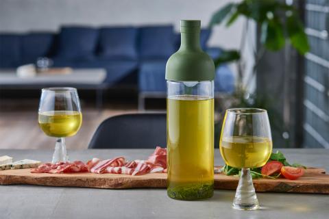 水出しでおもてなし！さしま茶の極上煎茶とHARIOフィルターインボトル750ml×２本の詰め合わせ | 飲みくらべ お茶 茶 緑茶 茶葉 日本茶 煎茶 さしま茶 猿島茶 和紅茶 ほうじ茶 粉末 七福茶