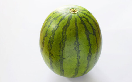 小玉スイカ 2Lサイズ以上2玉入り スイカ 西瓜 すいか 果物 フルーツ くだもの 【2026年7月上旬課～下旬迄発送予定】