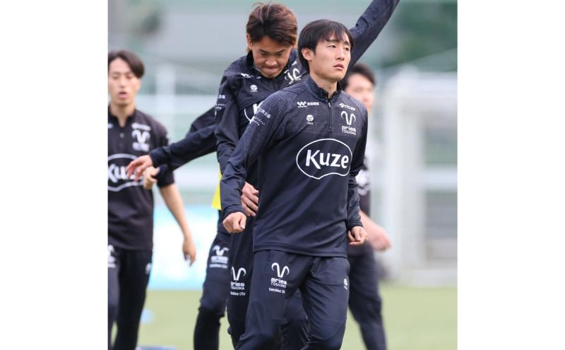 エリース東京 2025 クラブ公式トレーニングジャージ 上下セット PLAYER スポーツ サッカー クラブチーム 豊島区 東京都【M】