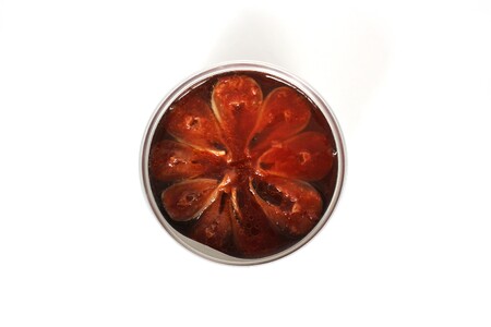 【菊詰め】いわし 缶詰 (トマト煮) 7缶 セット 【 イワシ 海産物 ギフト 贈答 贈り物 おつまみ 備蓄 防災 食料 長期保存 非常食 国産 岩手 陸前高田 】