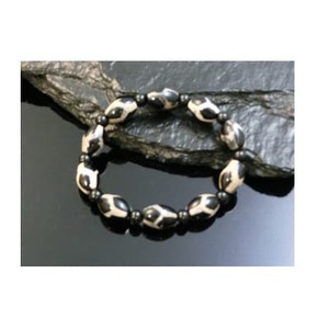 亀甲長寿天珠のオニキス腕輪【配送不可地域：沖縄県】【1678450】