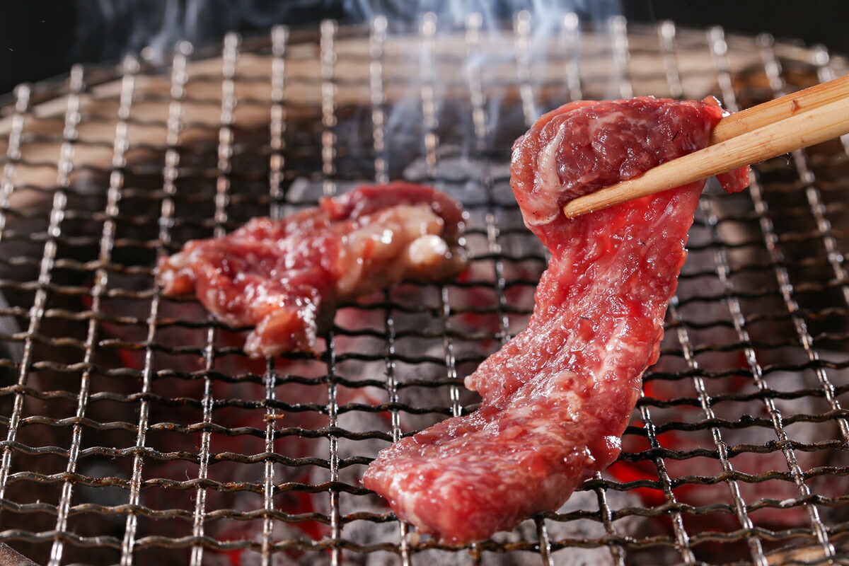 赤身の厚切りカルビ800g 小田原産下中たまねぎのソース付【焼肉 カルビ 小分け 神奈川県 小田原市 】