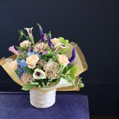 ふるさと納税 筑西市 【敬老の日】フラワーアンジメント/M〜花瓶不要!届いてそのまま飾れるフラワーアレンジ |  | 02