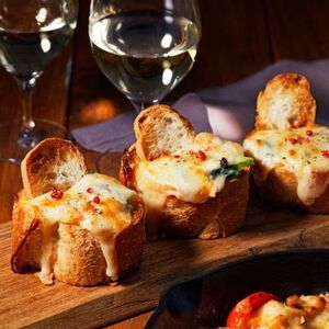 よつ葉 北海道十勝 3種のチーズ 濃厚コク旨ブレンド 130g×6袋【配送不可地域：離島】【1690053】