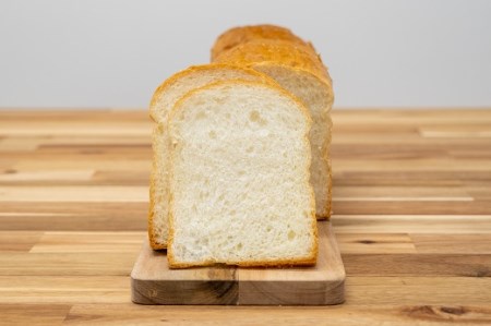 3回定期便：食パン3種食べ比べセット(計16枚）パンド・ミー 全粒粉パン ホテル食パン 【J00003】