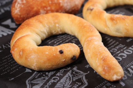 【国産小麦・バター100%】ハード系パンセット【6ヵ月定期便】