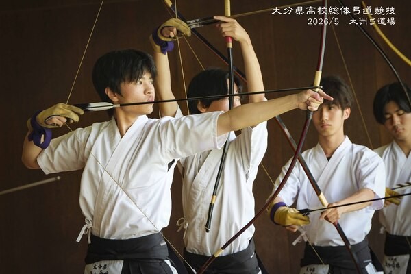 
                  【返礼品なし】大分県立大分舞鶴高等学校　礼と挑戦を未来へ―大分舞鶴高校弓道部支援プロジェクト
                