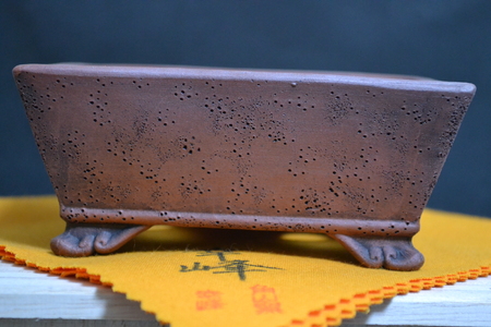 常滑焼　龍長方鉢| 長方龍鉢 焼き物 特産品 贈り物 盆栽 職人 浮彫細工 角山陶苑 幸峰作 朱泥 桐箱付き 園芸 日本製 愛知県 常滑市