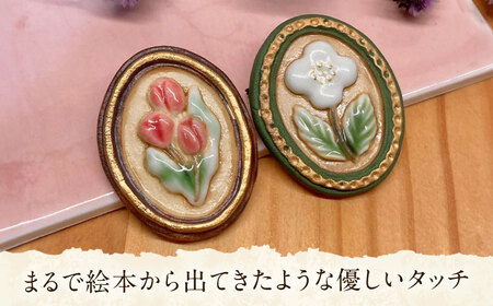 【美濃焼】 額縁 白い花 ブローチ 多治見市 / 七窯社 花 アクセサリー おしゃれ[TAP083]