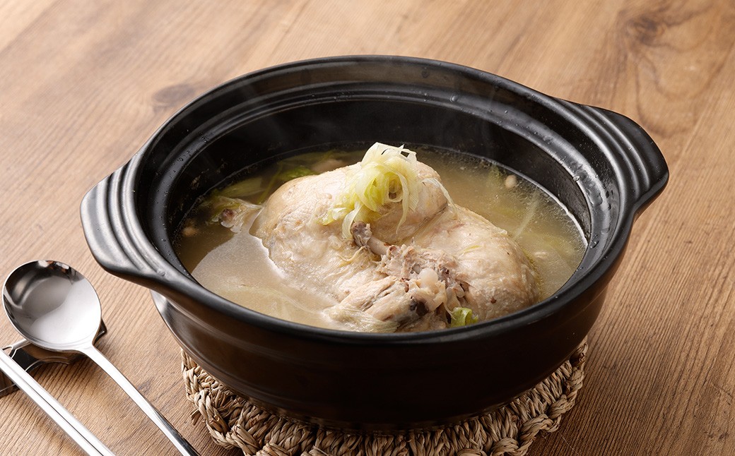 焼肉ぼくりの手作りサムゲタン 計1kg