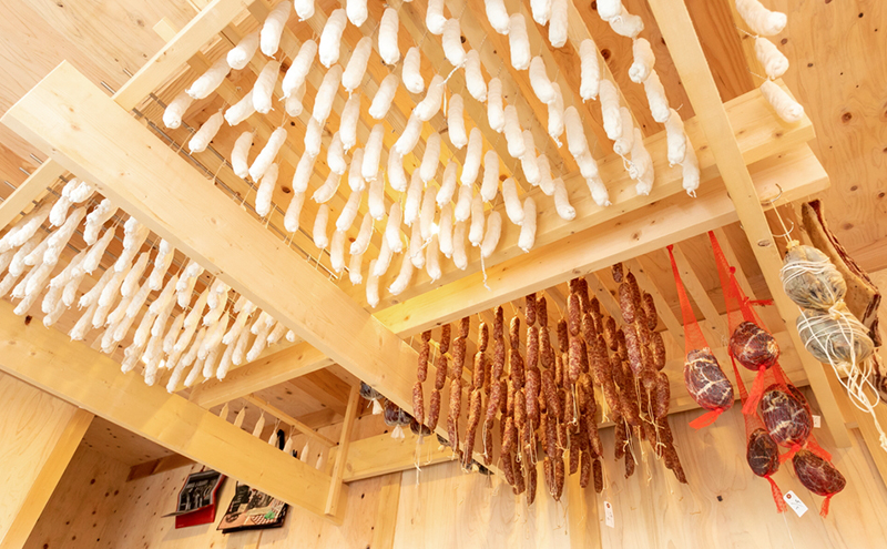 サラミ ソーセージ 6種 セット チョリソ チョリソー 白カビサラミ コッパ パンチェッタ ウィンナー ウインナー 白カビ 詰め合わせ ギフト プレゼント 贈答 熟成 熟成肉 お肉 豚肉 おつまみ つ