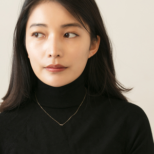 【K18イエローゴールド ダイヤモンドネックレス】華奢見えストレートデザイン/ KG000101