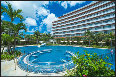 【ふるさと納税】ヒルトンギフトバウチャー　450,000円分 | ホテル 旅行 ギフト券 バウチャー チケット 北谷 北谷町 クーポン 宿 ふるさと 旅行 宿泊 沖縄県 沖縄 北谷 人気 アメリカンビ