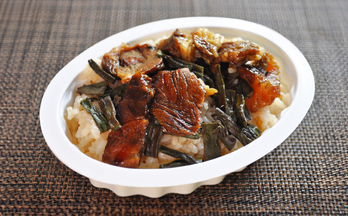 松阪牛ひつまぶし 1人前×2個セット レトルト タレと山椒の小袋付き 牛肉 ご飯 保存食 恵那市 / テンポイント [AUEU033]