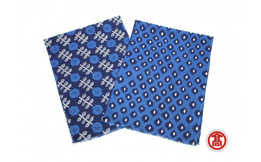 
            2種の手ぬぐい　いちご柄　藍の花　［髙島屋選定品］【藍染 いちご 手ぬぐい 民芸品 伝統技術 雑貨 小物 染物 きれい かわいい 花 ギフト 贈り物 おしゃれ 島根県 安来市】【価格変更】
          