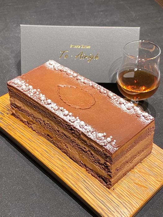 【ふるさと納税】 シルバーウイスキーショコラ（イチローズモルト＆グレーン505使用） ／ チョコレートケーキ ガナッシュクリーム プレミアム スイーツ デザート 送料無料 埼玉県 No.518