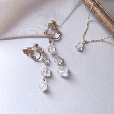 ふるさと納税 長岡京市 Agaroハンドメイド誕生石のイヤリング&amp;ネックレス(トパーズ) おまかせデザイン2点SET