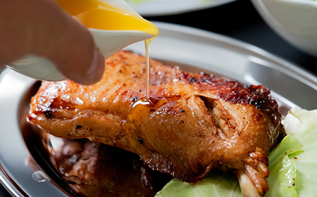 【定期便】骨付き鳥親鳥3本セット（3か月連続・3回）専用油付き 詰合せ セット ご当地 グルメ 名産 名物 骨付鳥 骨付き鳥 チキン 鶏肉 鶏 とり 肉 焼き鳥 さぬき 讃岐 国産 おつまみ チキン 