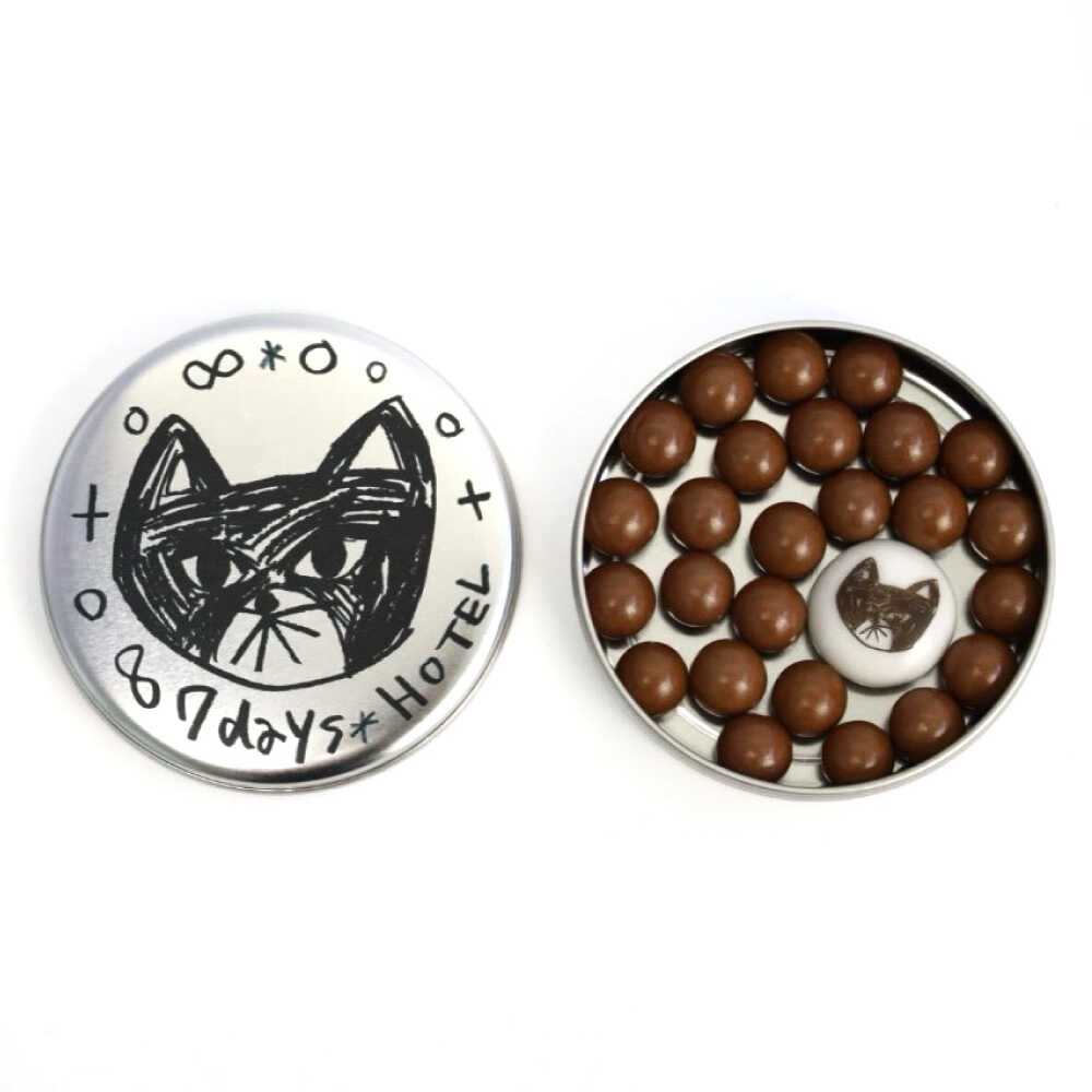 【ふるさと納税】7days hotel × 松林誠　黒猫チョコ缶 / 5000円以下 5,000円ピッタリ 5千円【セブンデイズホテル】[ATBR013]