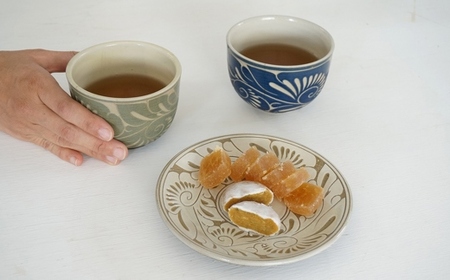 ＜受注生産品＞唐草手碗＜飴＞