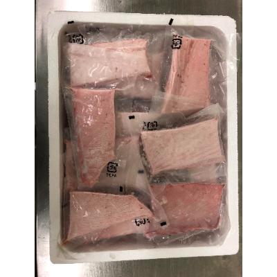 ふるさと納税 すさみ町 和歌山県串本産　本マグロ(養殖)トロ&赤身セット　3kg(冷凍) |  | 01
