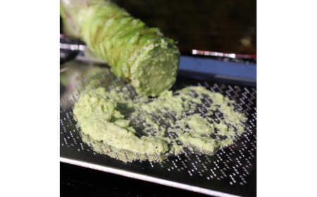 根わさび 真妻 200g (3～4 本)  【葵食品】 生産者直送 生 新鮮 岩手県 遠野市 特産 /刺身 お肉 ステーキ 薬味 わさび丼