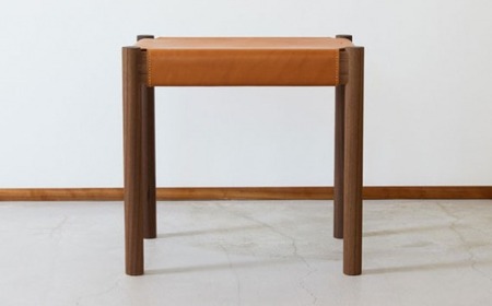ヌメ革のスツール ウォールナット 林蔵 wood furniture | 椅子 スツール ヌメ革 椅子 スツール ヌメ革 椅子 スツール ヌメ革 椅子 スツール ヌメ革 椅子 スツール ヌメ革
