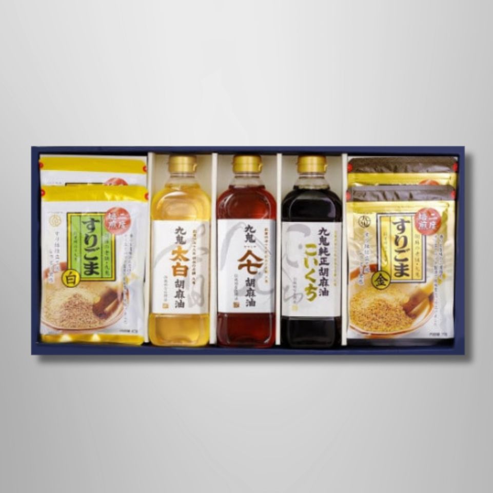 九鬼産業 ごま油三本＋すりごまセット　九鬼太白純正胡麻油 ・九鬼ヤマシチ純正胡麻油・九鬼純正胡麻油こいくち 各600g＋二度焙煎すりごま（白 85g×2袋・金 70g×2袋）│ゴマ油 胡麻油 四日市