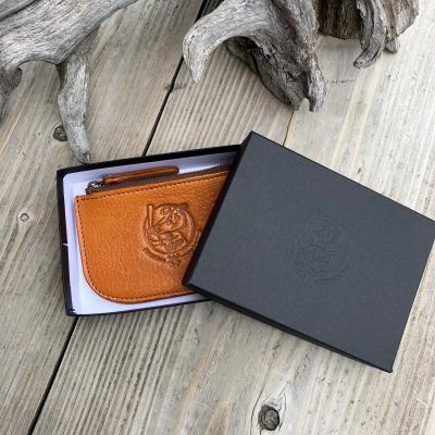 ふるさと納税 東広島市 【広島ジビエレザー×広島東洋カープ】東広島産鹿革使用☆ファスナーポーチ☆ヴィンテージキャメル |  | 03