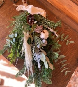 Xmas スワッグ 【しろいゆき】 新潟 阿賀 たけむら生花店 ｜季節 白 北欧 おまかせ インテリアグリーン ドライフラワー 花   贈り物  花束 ギフト 送料無料 プリザ クリスマス プレゼント