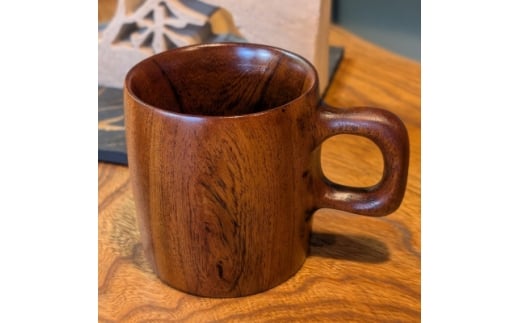 天然の欅(けやき)を削り出したマグカップ(中)　木の器たしろ工房【1675754】
