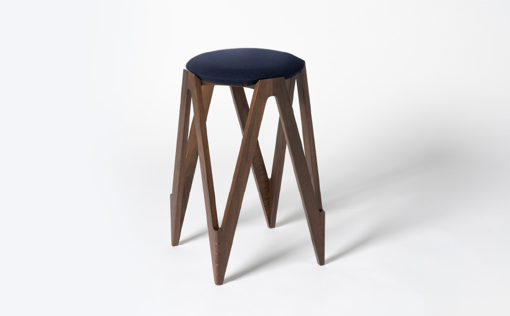 CO･DA･MA High Stool＜ウォールナット＞（NC-010 ネイビー）