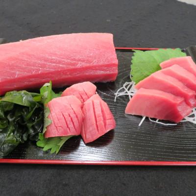 ふるさと納税 青森県 【市場直送!】青森産天然本マグロ 中トロ まぐろ (1柵/約200g) |  | 02