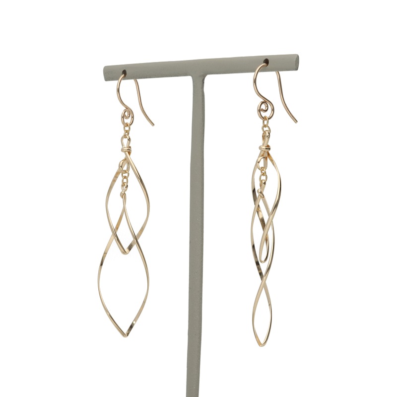 〈 甲府ジュエリー 〉K14GF　ダブルマーキスピアス　GFP-1249