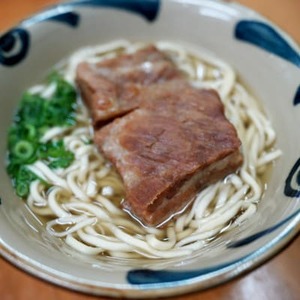 沖縄そば屋「米八そば」　ソーキそば　3食セット【配送不可地域：離島・北海道・東北・関東・信越、北陸・東海・近畿・中国・四国・九州】【1706266】