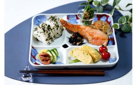 A20-399 有田焼 One Plate 1+3 椿(緑) 三光堂