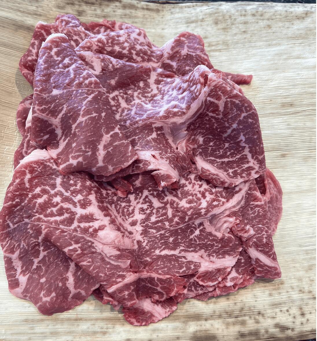 【ふるさと納税】 近江牛 すき焼き用 500g・ 切り落とし 300gセット（計800g） 3～6人前 ブランド牛 牛肉 高級 人気 国産 楽天 寄付 返礼品 お歳暮 ギフト プレゼント お祝い 贈り物 ふるさと納税 滋賀 近江 東近江 C-B07 有限会社　常松商店
