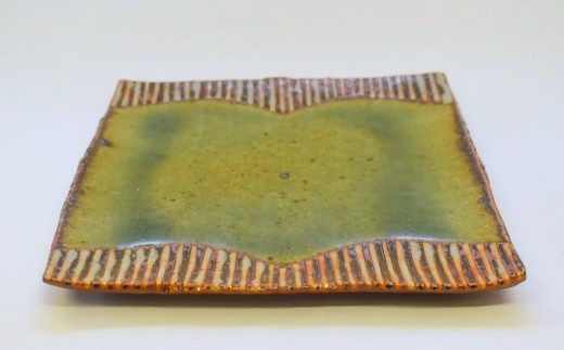 
                  釉彩角皿 ライン模様 和食器 お皿 陶芸品 1枚／2枚 《受注制作》
                