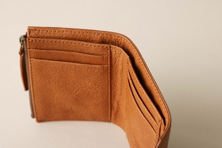 FACE-C（革のカシミヤ 北杜市産鹿革の三つ折り財布） NV（ネイビー）　 財布 鹿革 軽量 革のカシミヤ アップサイクルレザー 雑貨 北杜市 [h003]