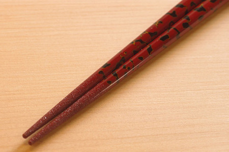 津軽塗 すべらない箸 めじゃ [唐塗 赤 / 小箸]