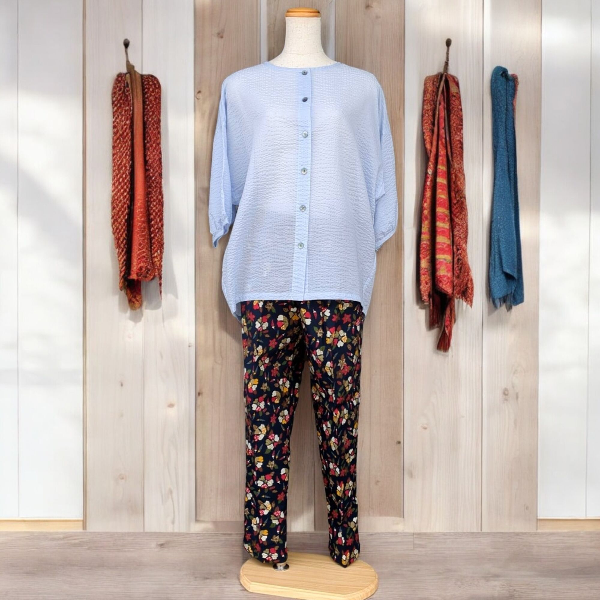 
            日本製　綿100%　藍染調プリントパンツ・Bセット（Mサイズ2柄１組）【芸西織物株式会社】 [ATGU004]
          