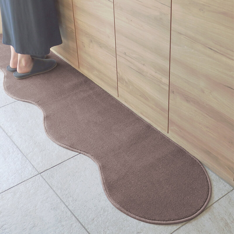 北欧風キッチンマット ラグマットタイプ 45×150cm ピーナッツ型 ココア 抗菌防臭 SEK 織人しきもの屋工房 diw0014