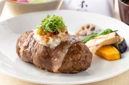 近江牛包みハンバーグ　150g×4ヶ（手作り和風ポン酢付き）【カネ吉山本】【Y114SM1】