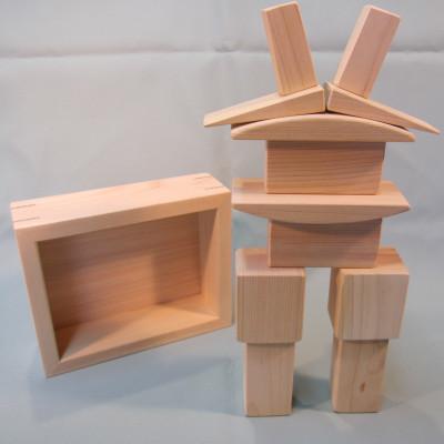 ふるさと納税 恵那市 桧(ヒノキ)の積み木セット |  | 02