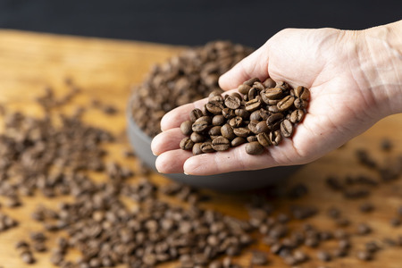 必ず出荷日に自家熟成焙煎ゲイシャ粉(320g)【SASEBO Coffee TOMINAGA】 人気コーヒー 新鮮 鮮度 抜群 コーヒー粉 コーヒー粉 コーヒー粉 コーヒー粉
