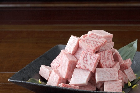 ステーキ くまもと黒毛和牛 サイコロステーキ 600g （300g×2パック）