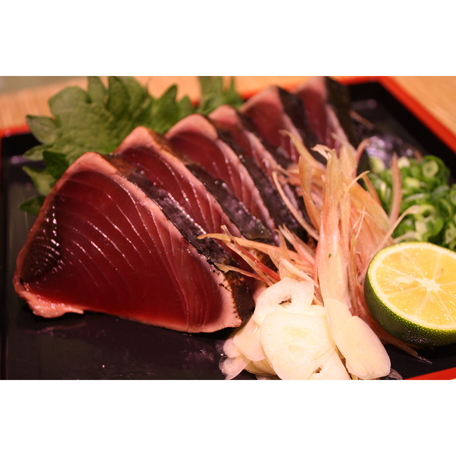 ＜まぐろの村井＞播州藁焼き　鰹タタキ800ｇ